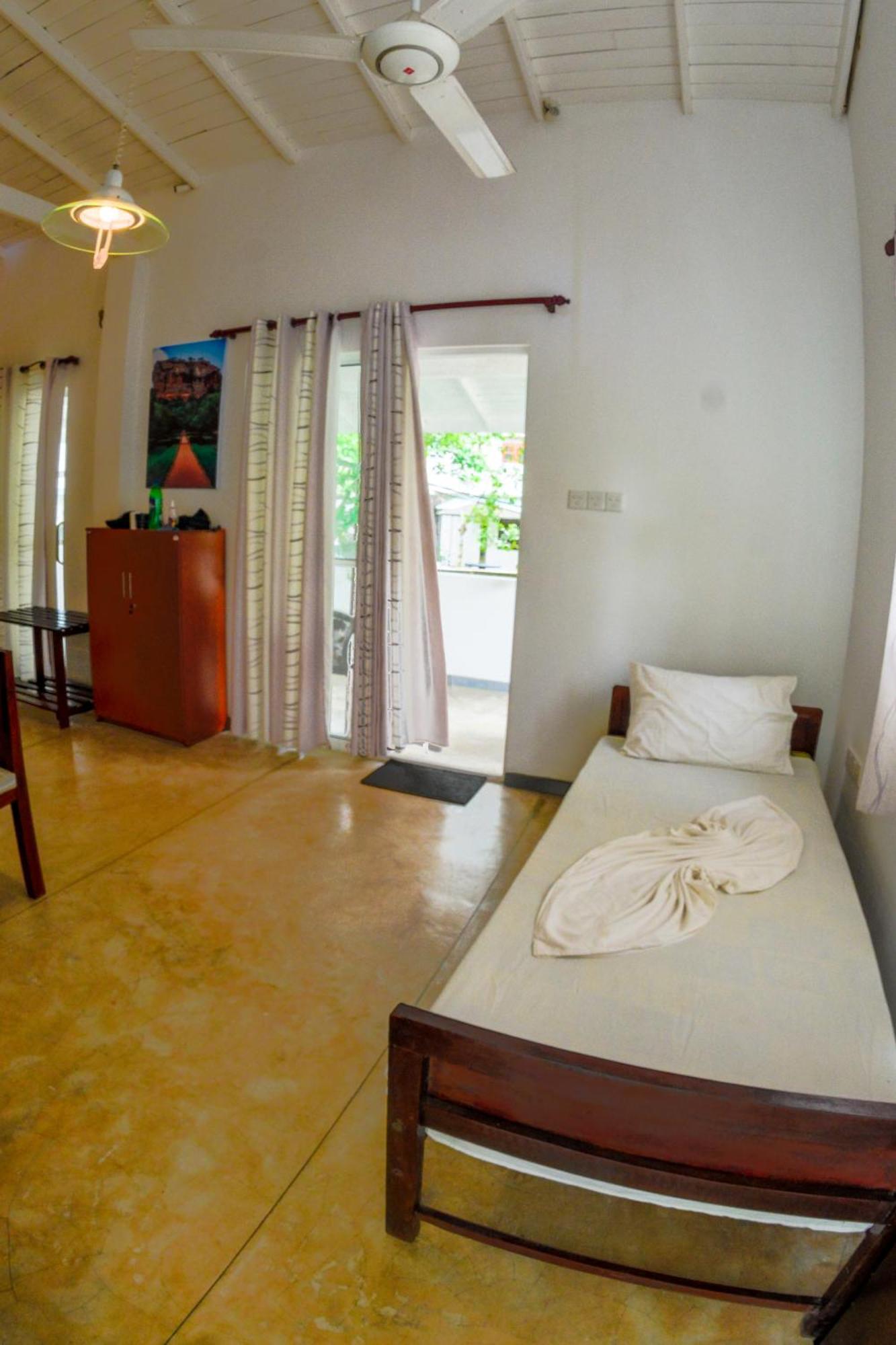 Palm Garden Guest House Galle Exterior photo