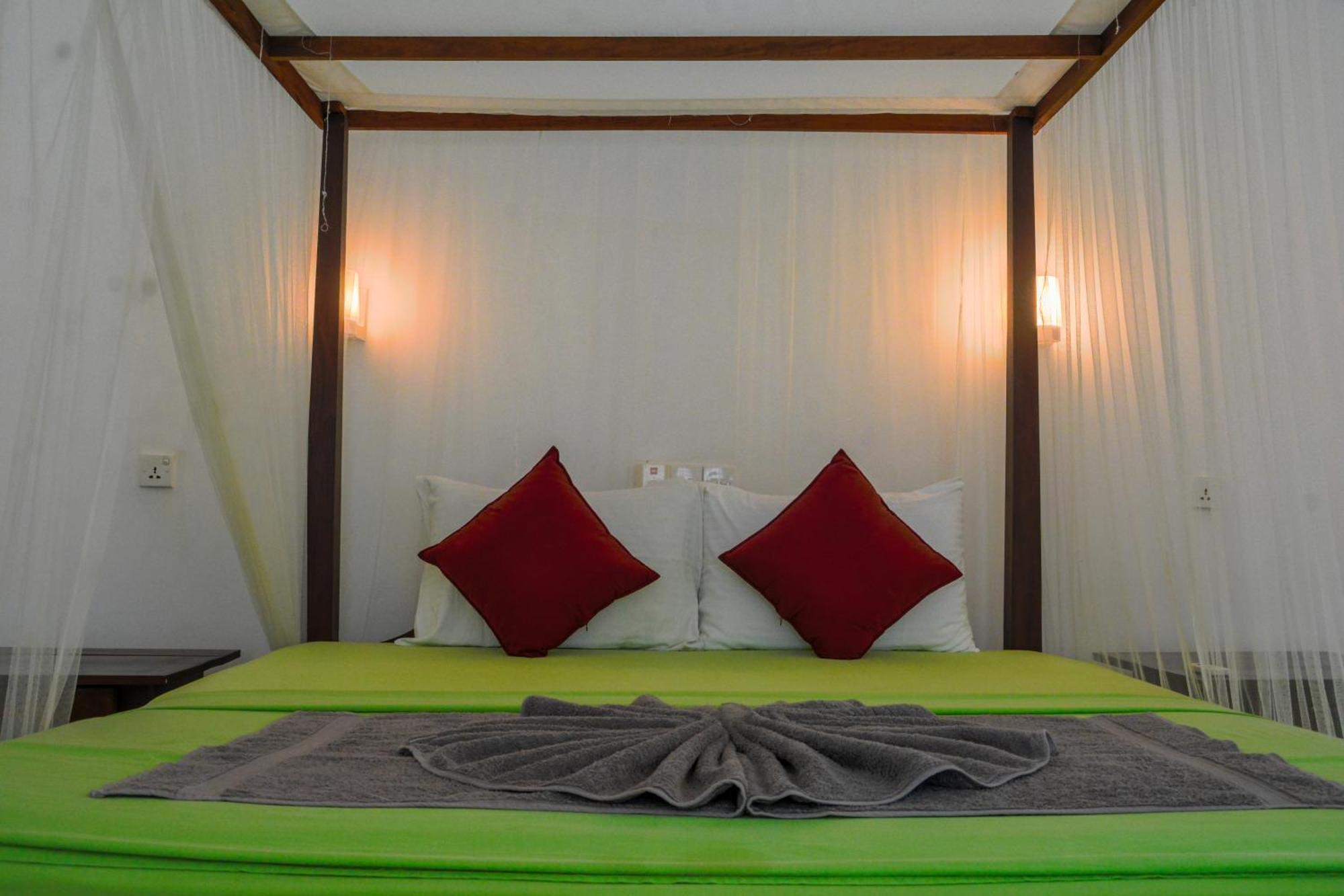 Palm Garden Guest House Galle Exterior photo